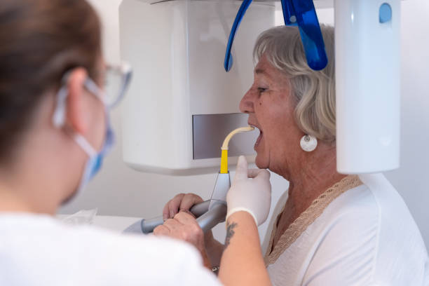 Best Emergency Dentist for Knocked-Out Tooth in Hayden, AL